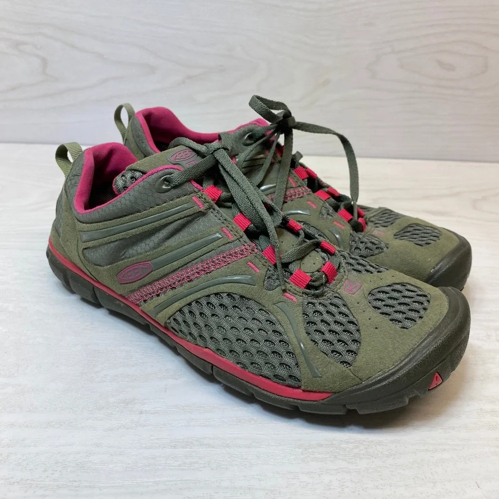 Keen Womens 9 CNX Hiking Shoes Trail Sneakers Green Pink Mesh Suede 1010192